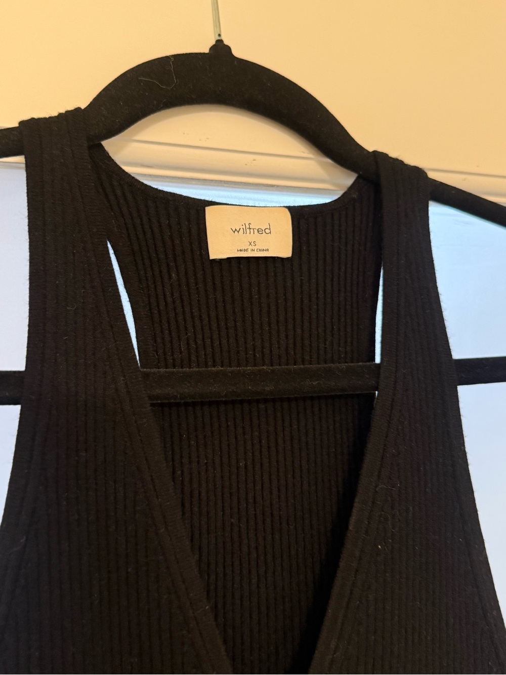 Wilfred Black Ribbed Button-Front Tank - Picture 2 of 2